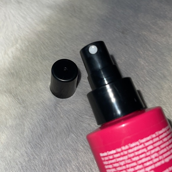 Matrix Total Results Miracle Creator Multi-Benefit Treatment Spray - Picture 2 of 3